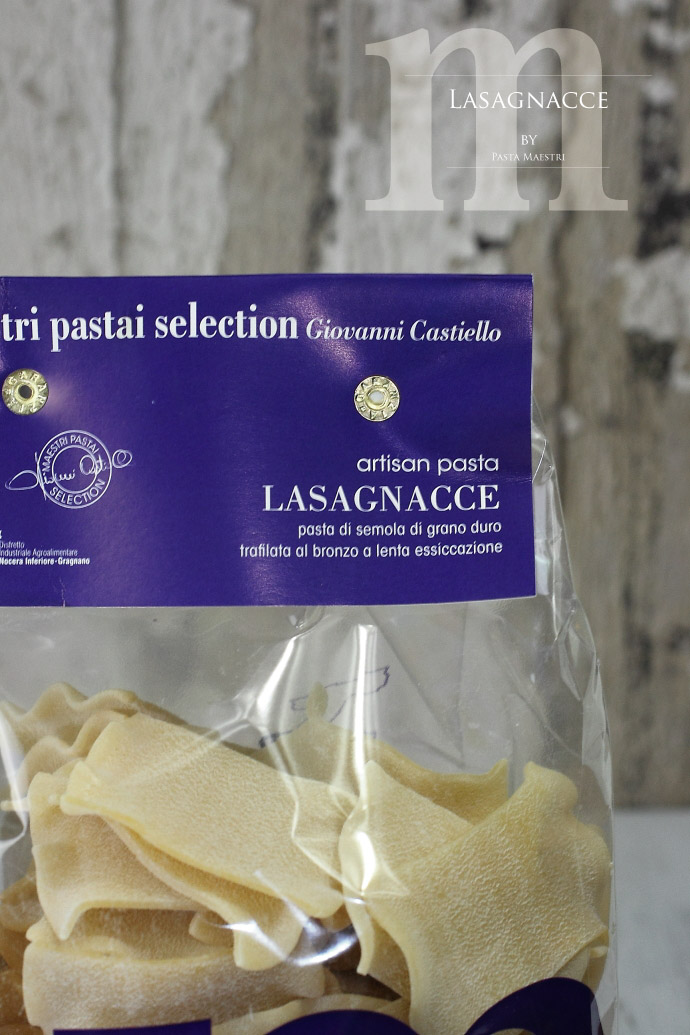 ラザニャッチェ パスタ マエストリ社 (Italian Lasagnacce by Pasta Maestri)